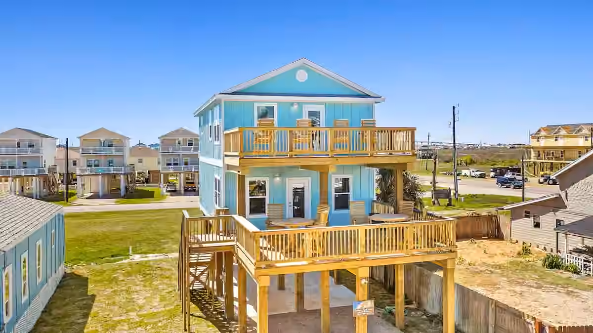 Photo 2 of 145 Howard Avenue, Surfside Beach, TX