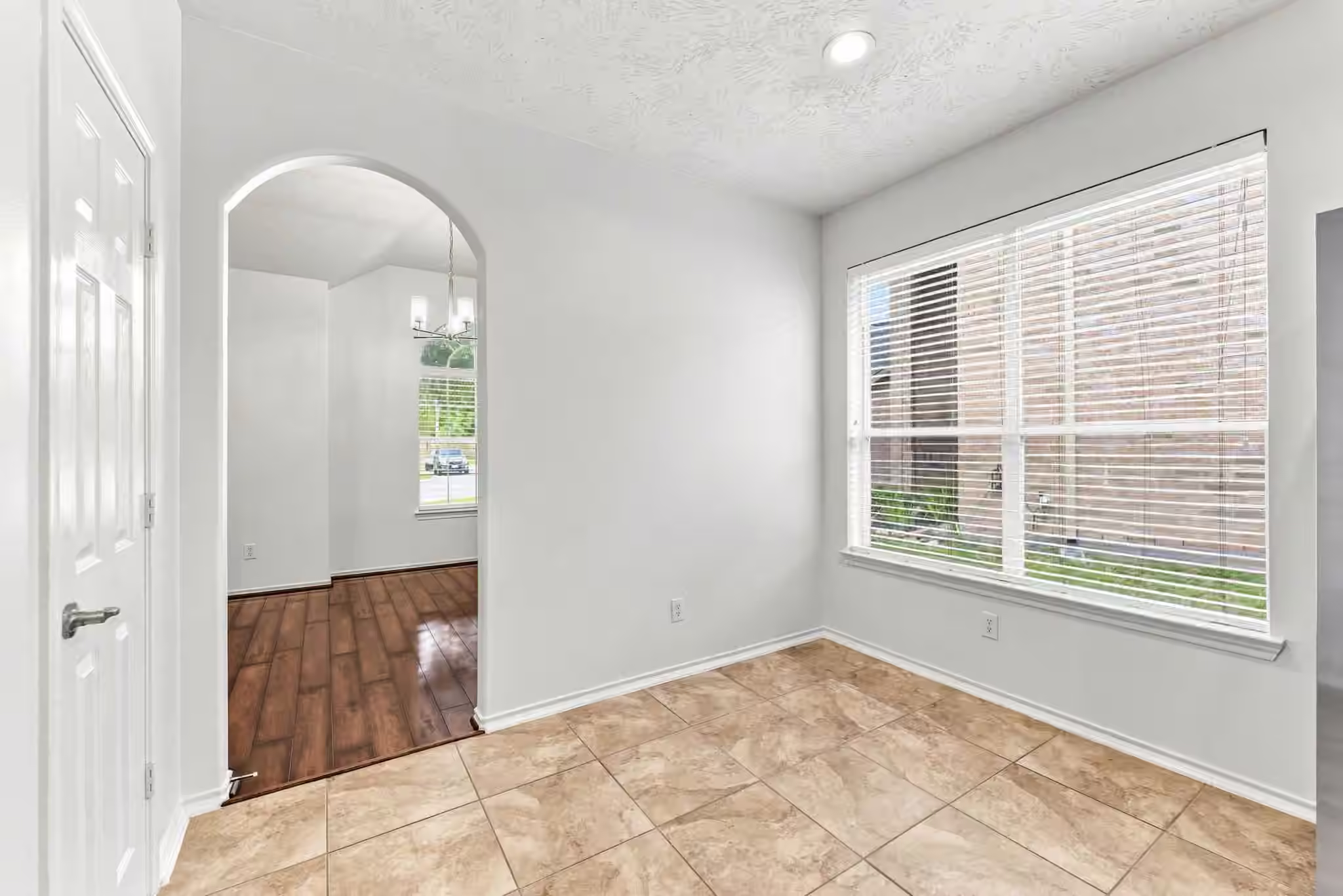 Photo 7 of 23410 W Pine Ivy Lane, Tomball, TX