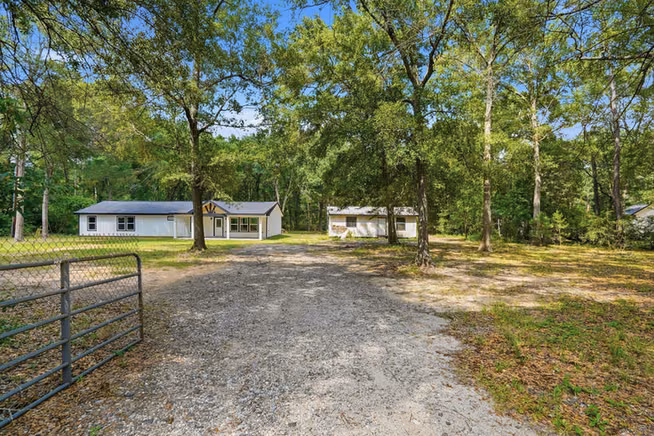 Photo 2 of 13828 Bronte Courts Drive, Willis, TX