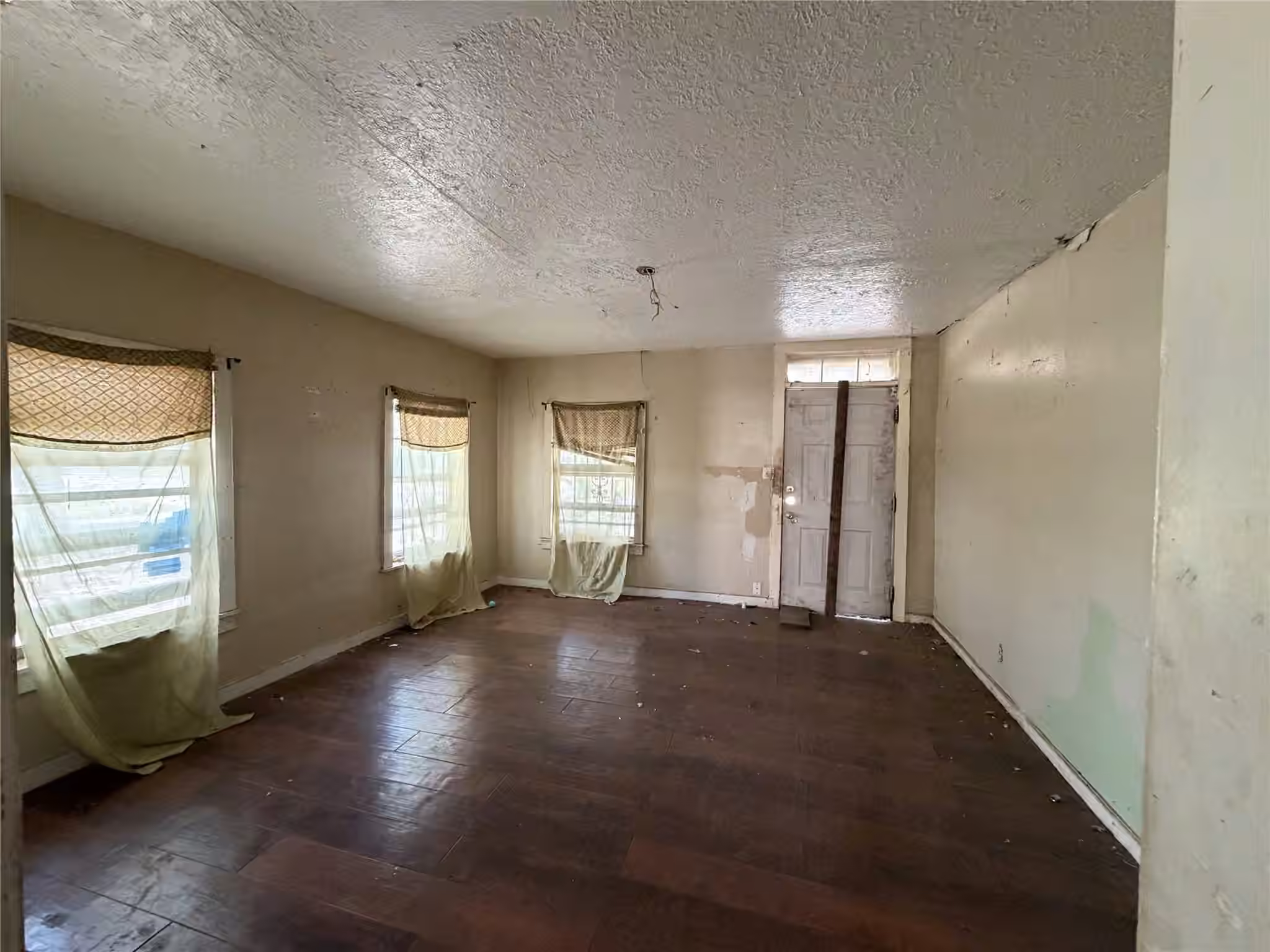 Photo 2 of 6202 Conley Street, Houston, TX