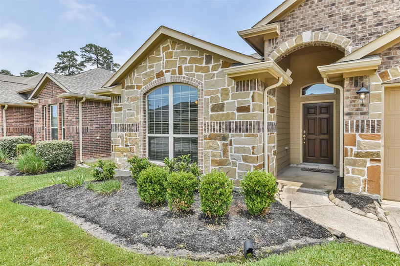 Photo 4 of 24042 Schults Meadow Lane, Spring, TX