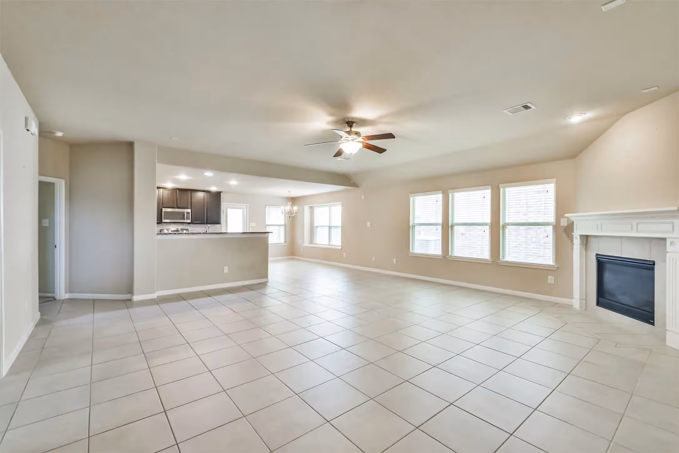 Photo 7 of 24042 Schults Meadow Lane, Spring, TX