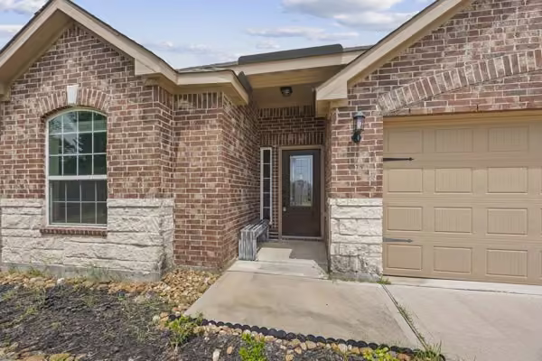 Photo 2 of 21222 Opal Oak Drive, Hockley, TX