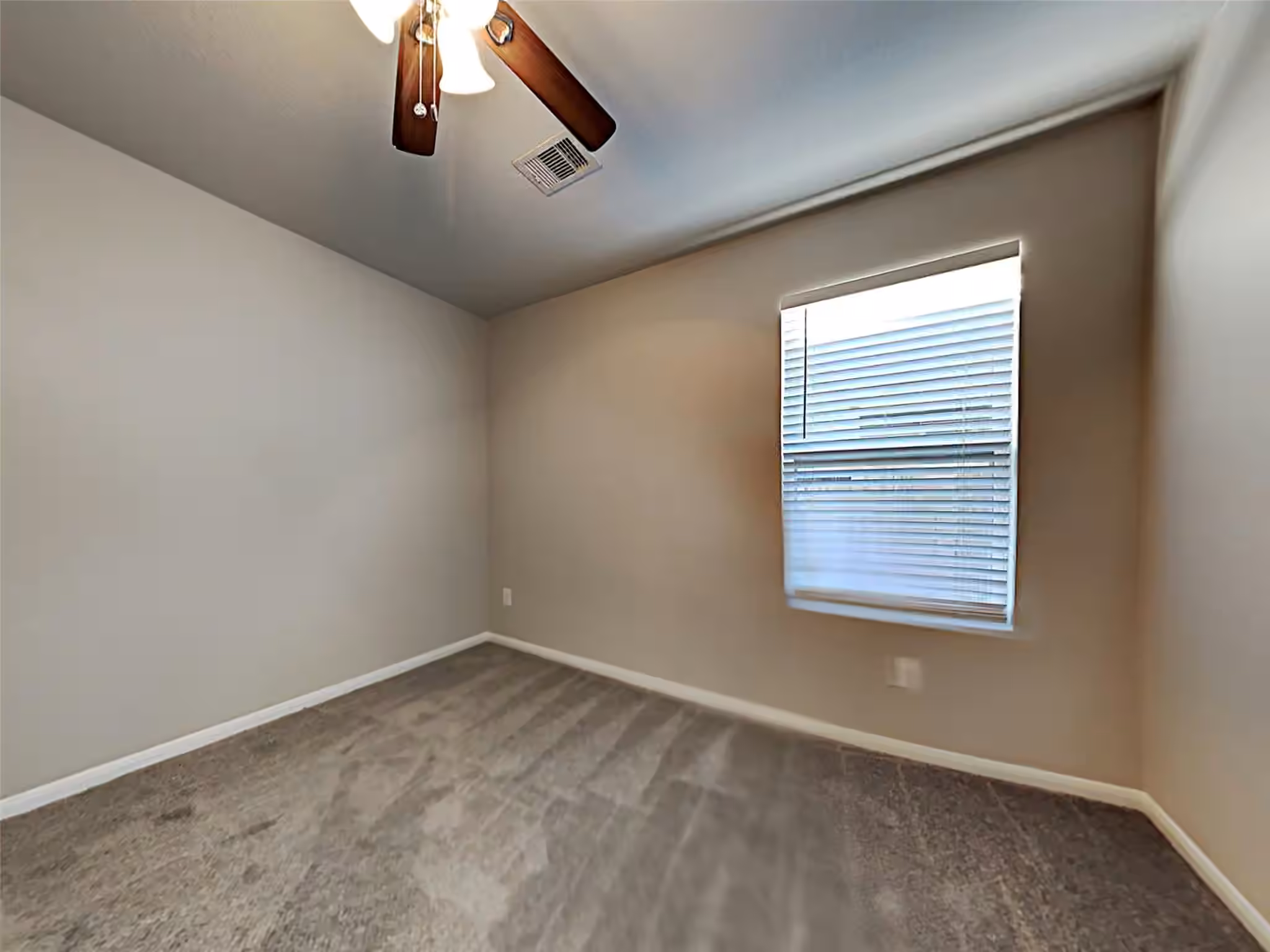 Photo 3 of 5042 Dappled Grove Trail, Humble, TX