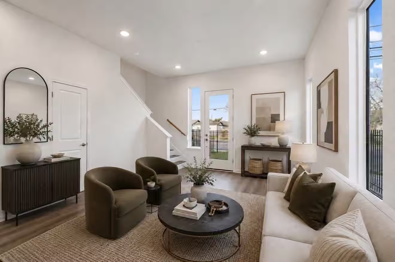 Photo 3 of 102 E 44th Street C, Houston, TX