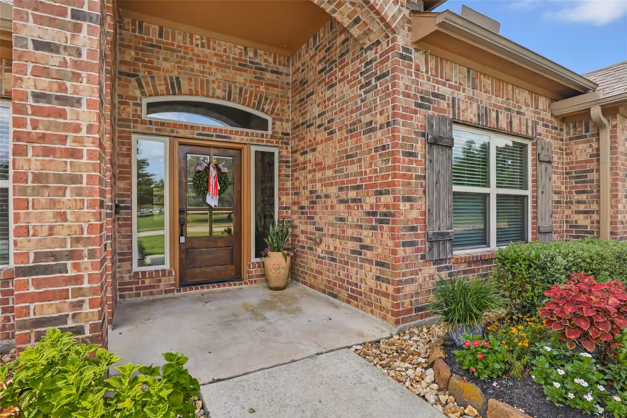 Photo 4 of 505 Ripkowski Drive, Dayton, TX