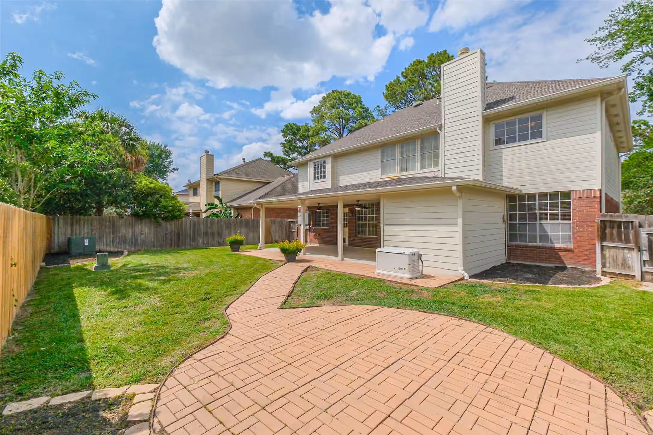 Photo 7 of 16215 Wemyss Bay Road, Houston, TX