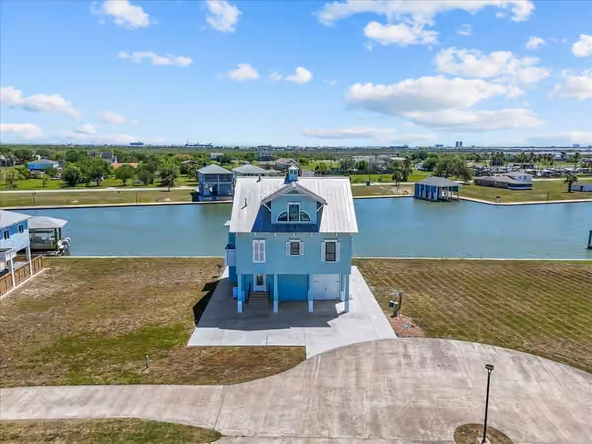 Photo of 2000 Laguna Harbor Cove Boulevard, Port Bolivar, TX 77650