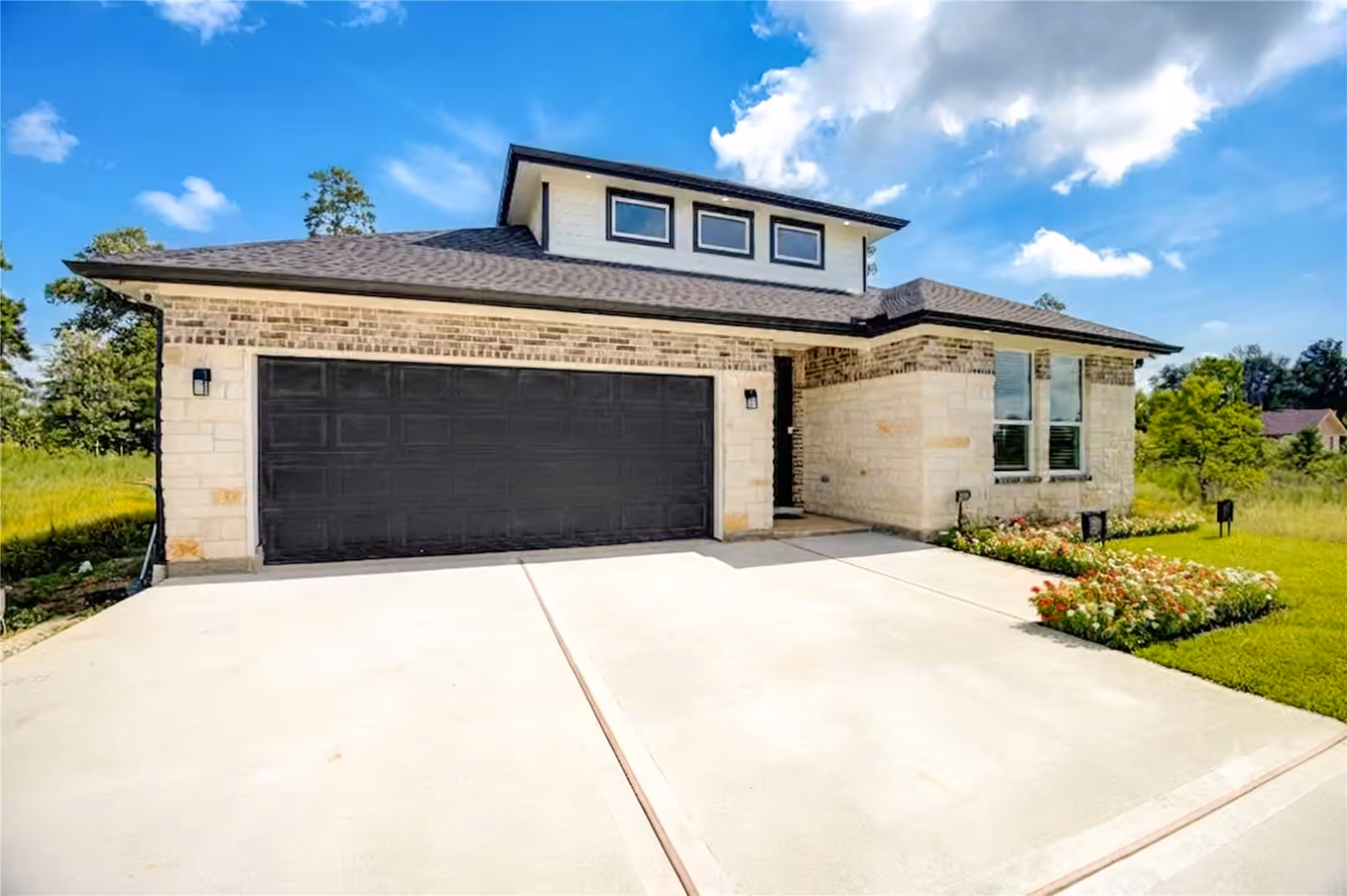 Photo of 2343 Road 5838, Cleveland, TX