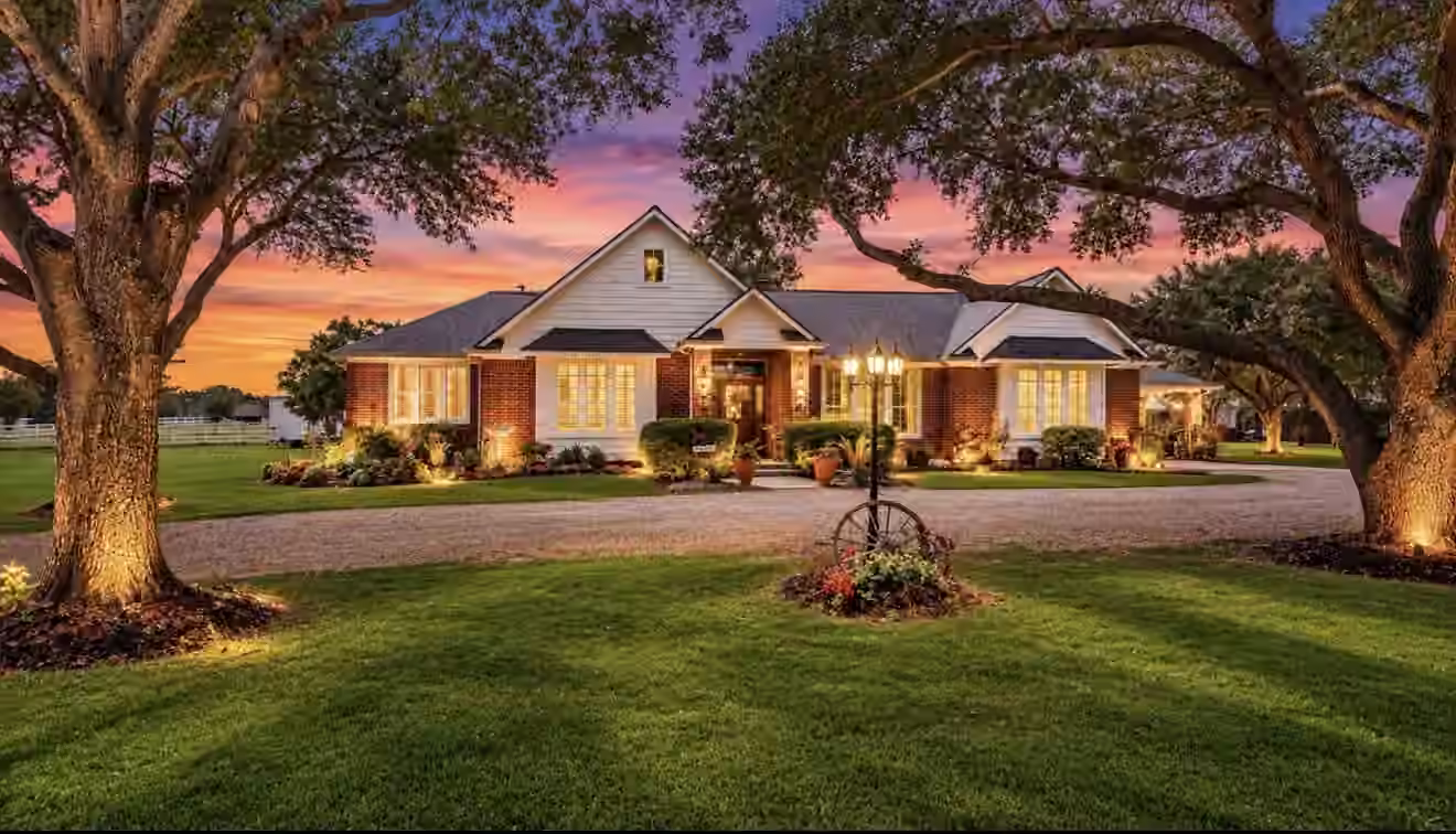 Photo of 428 Briar Creek Lane, Sealy, TX 77474