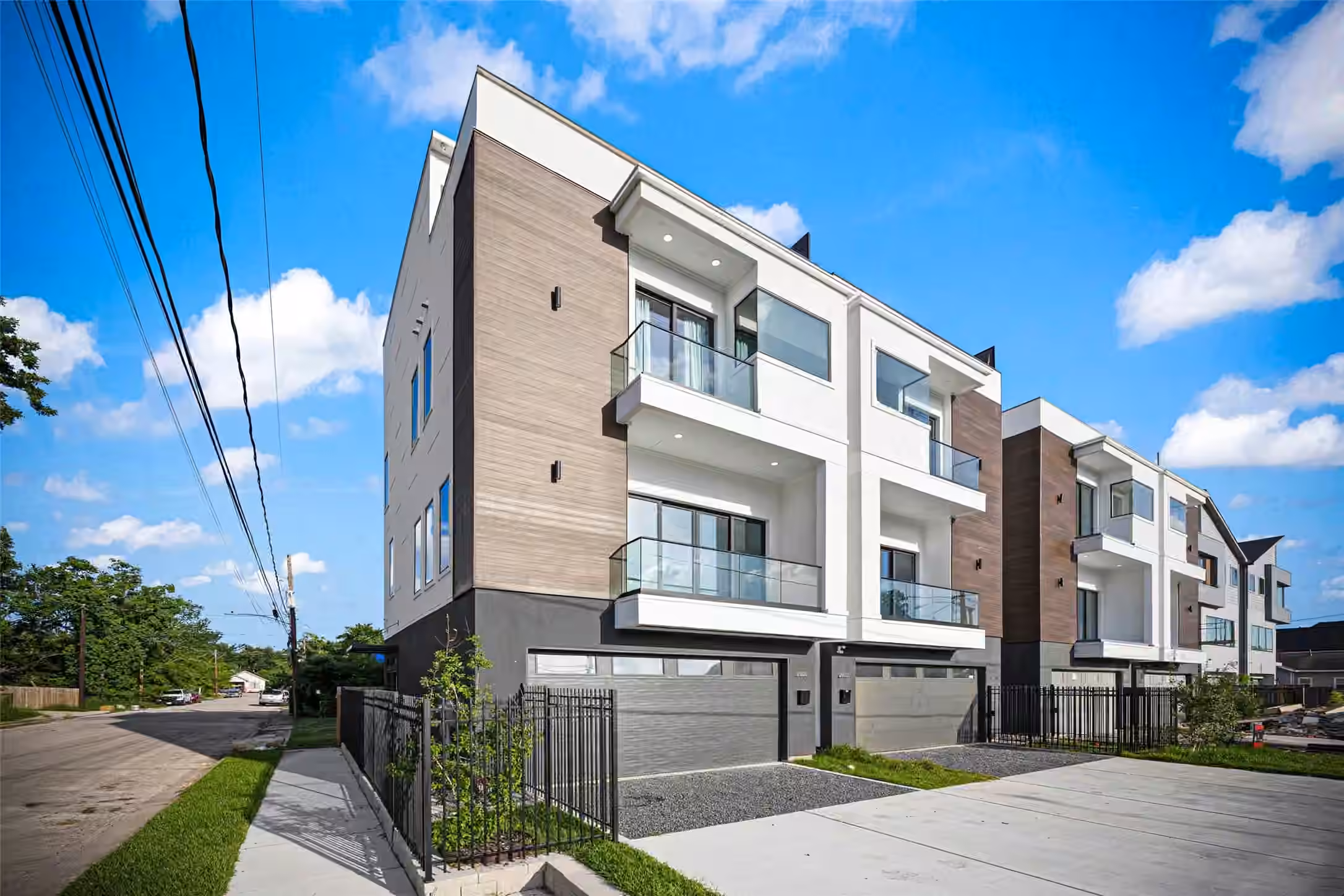 Photo 3 of 2801 Delano Street, Houston, TX