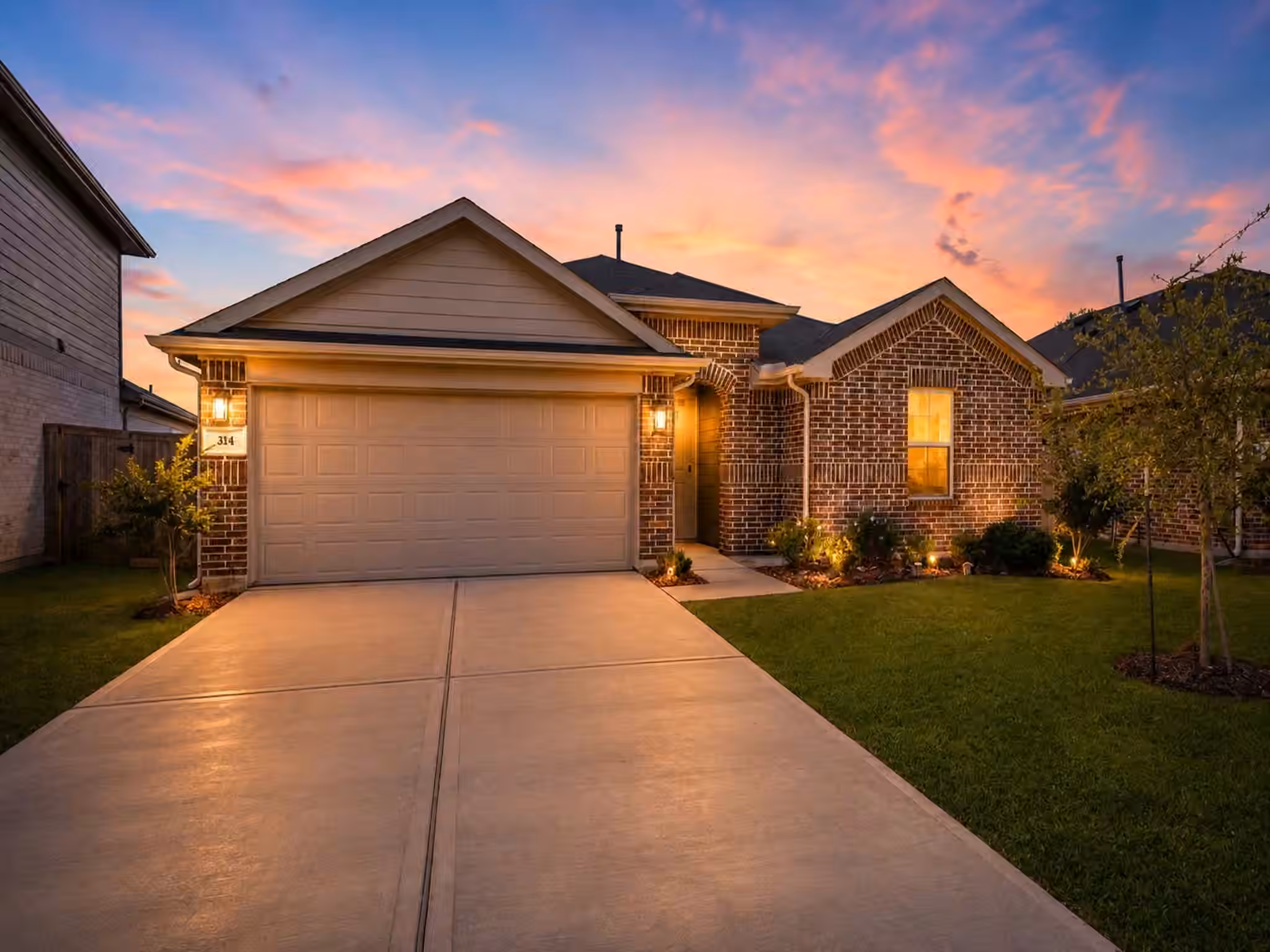 Photo of 314 Dyers Pointe Drive, Crosby, TX 77532