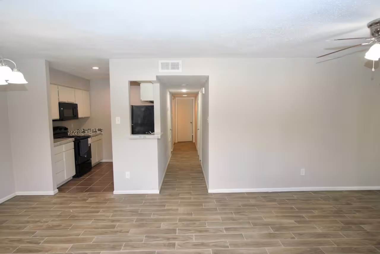 Photo 7 of 12024 Mighty Oak Drive A, Houston, TX