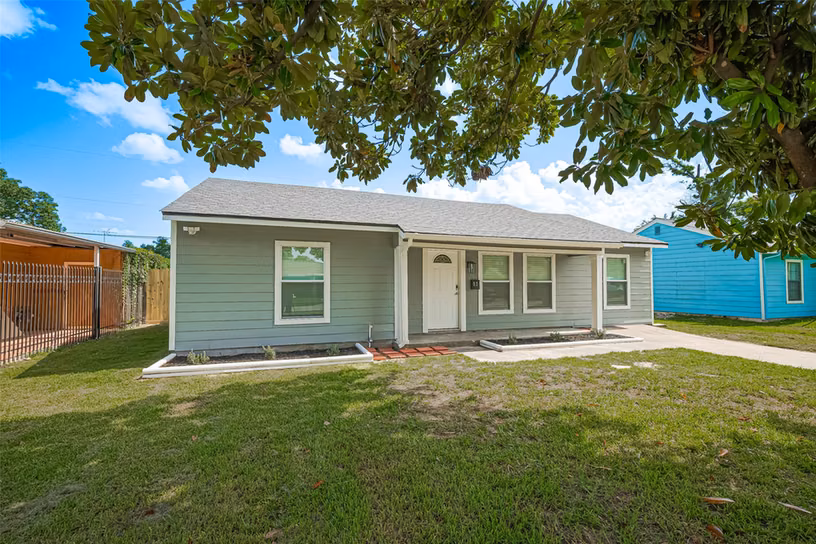 Photo of 52 Penway Street, Houston, TX