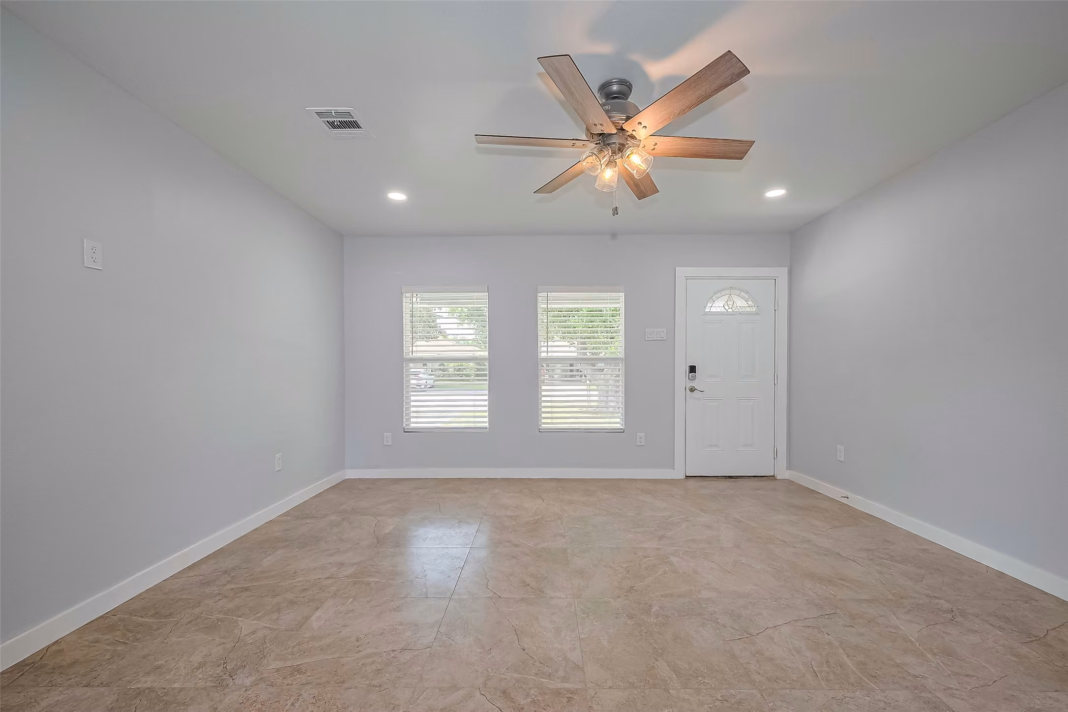Photo 2 of 52 Penway Street, Houston, TX