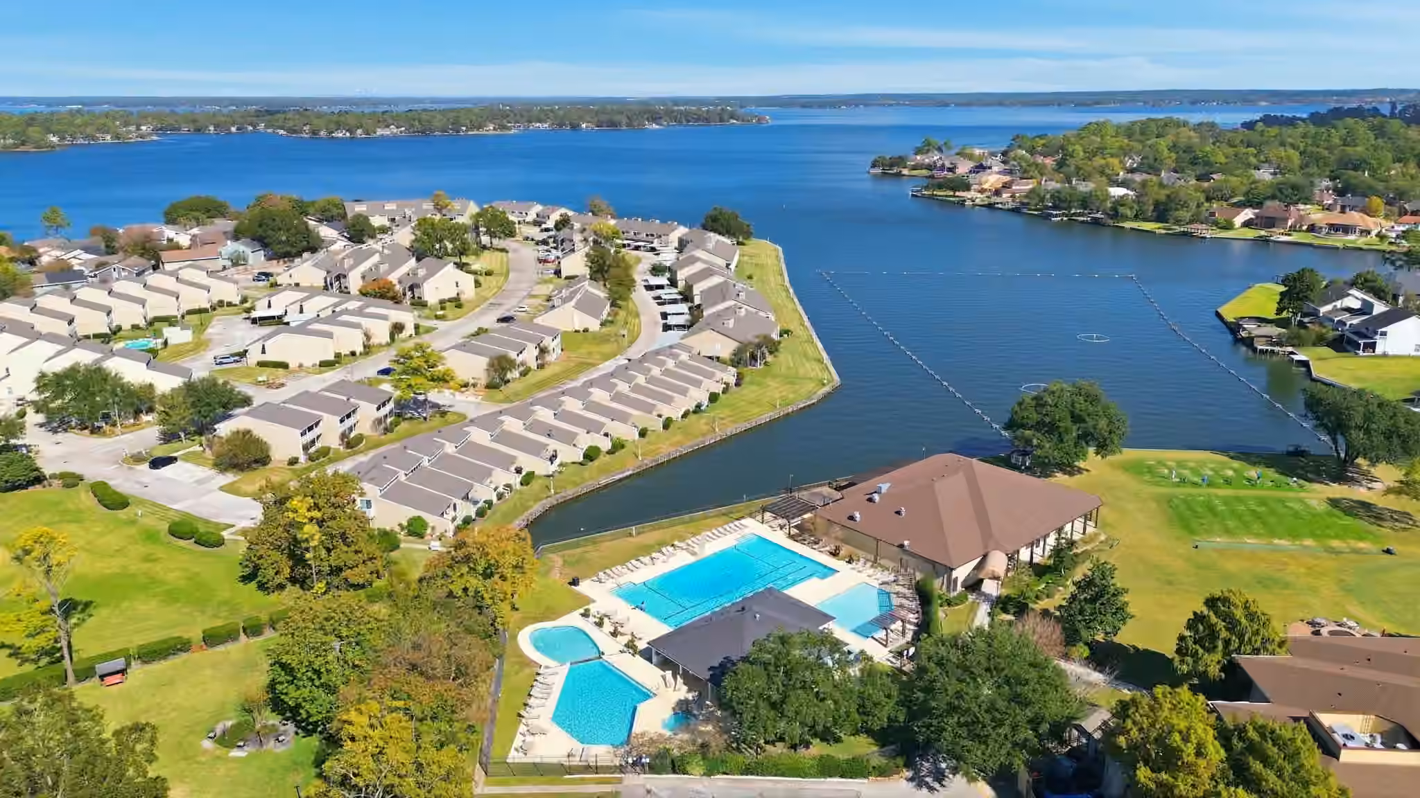 Photo of 24 Lakeview Village, Conroe, TX 77356