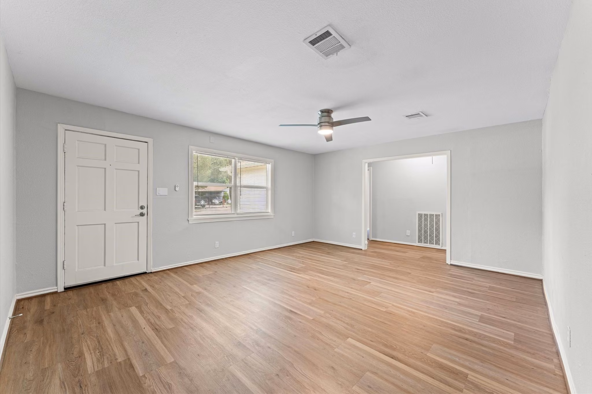 Photo 7 of 5146 Kelso Street, Houston, TX