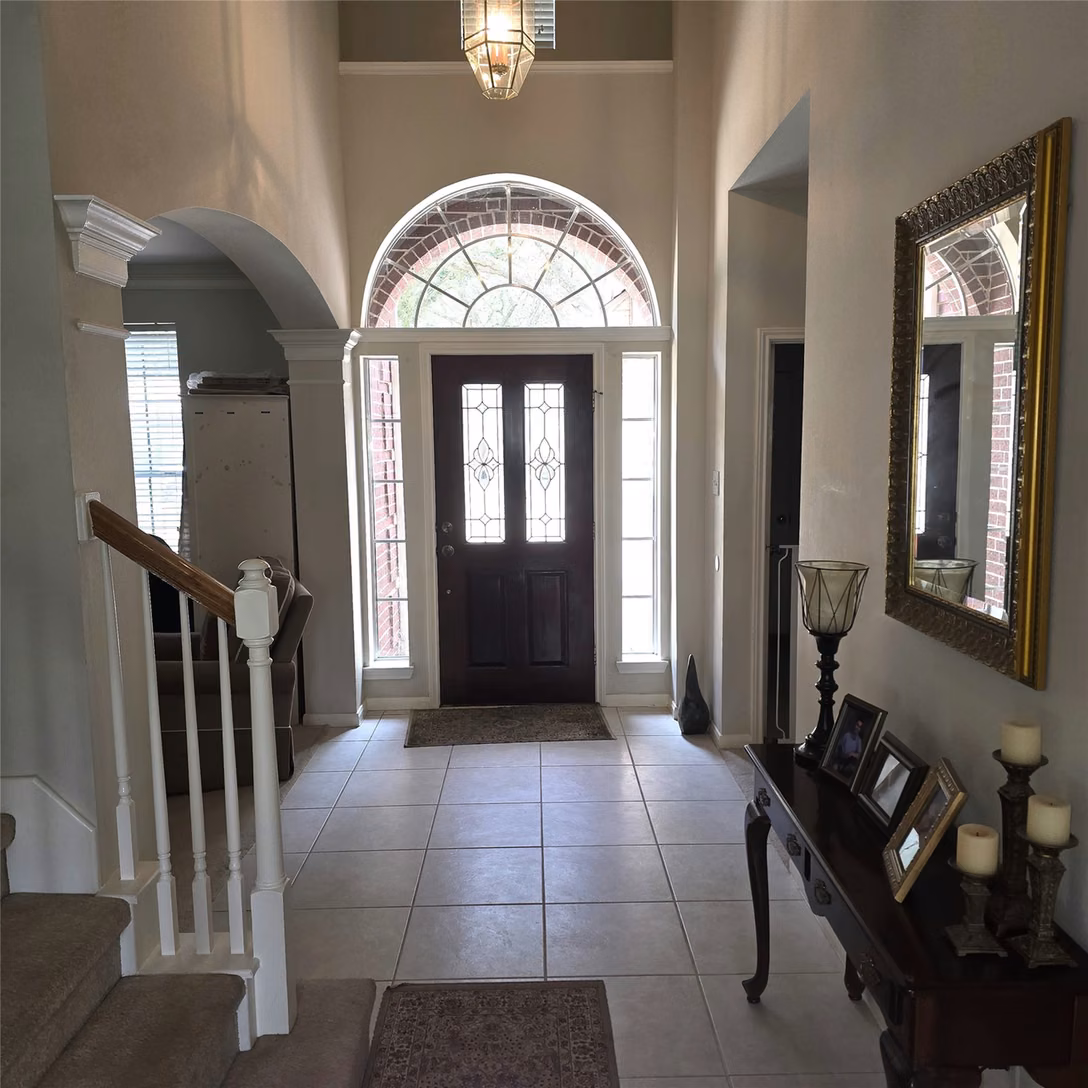 Photo 2 of 2431 Oyster Loop Drive, Sugar Land, TX