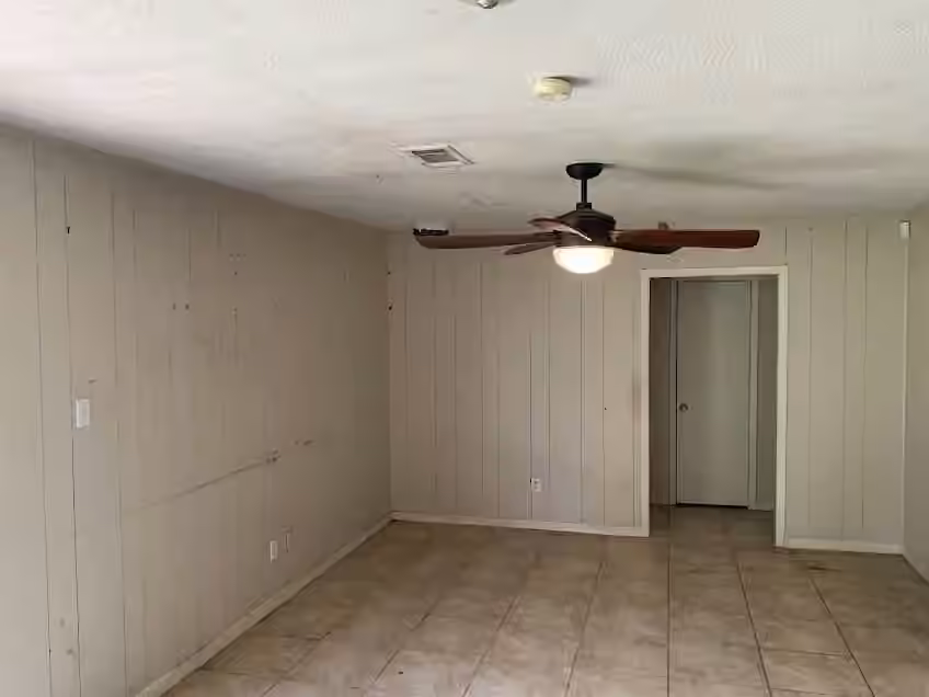 Photo 2 of 19847 County Road 319, Brazoria, TX