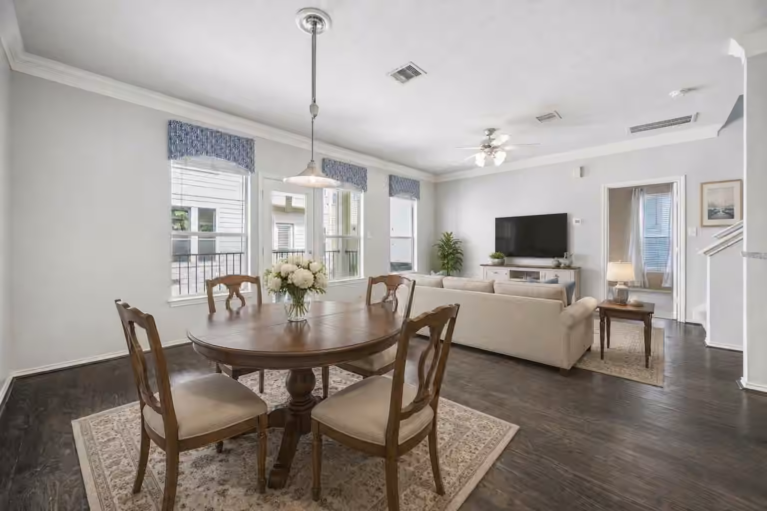 Photo 4 of 1624 W 25th Street B, Houston, TX