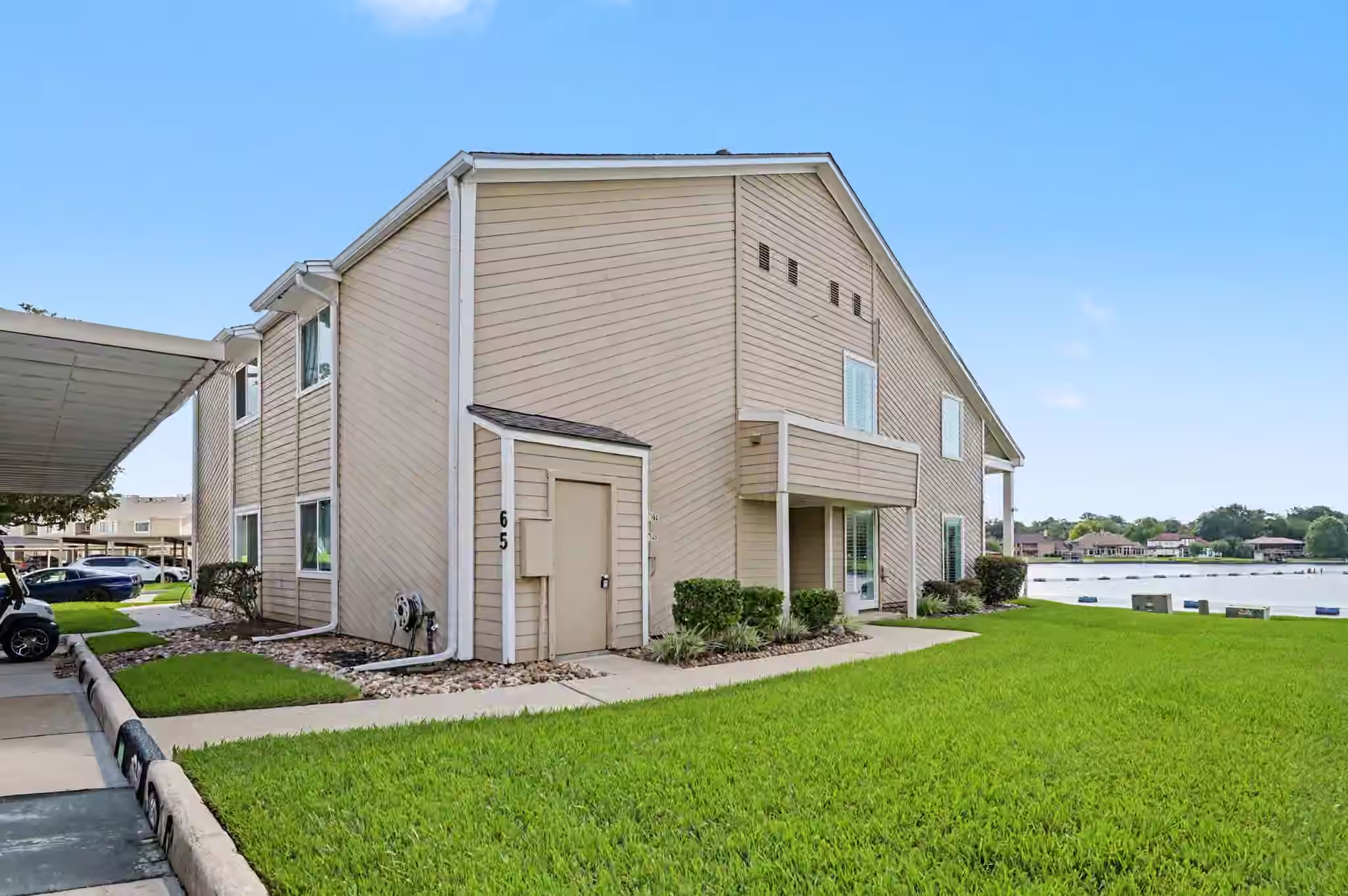Photo of 65 April Point Drive S, Montgomery, TX