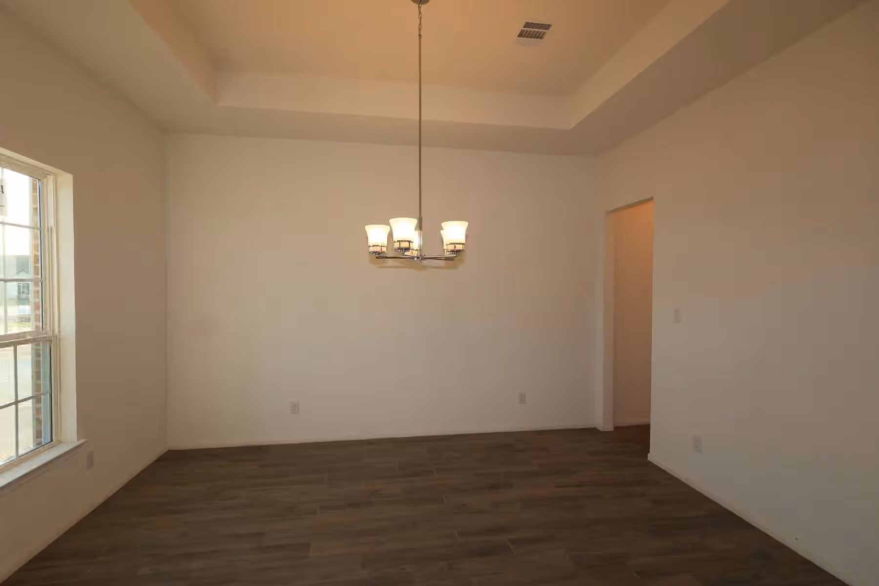 Photo 3 of 5033 Bluebell Way, Waller, TX