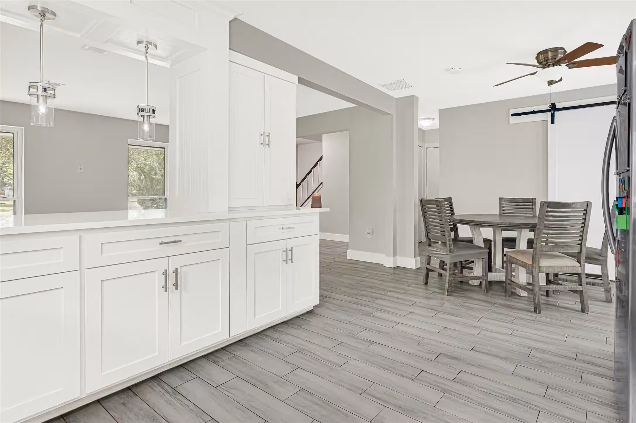 Photo 5 of 2031 Aspen Glade Drive, Houston, TX