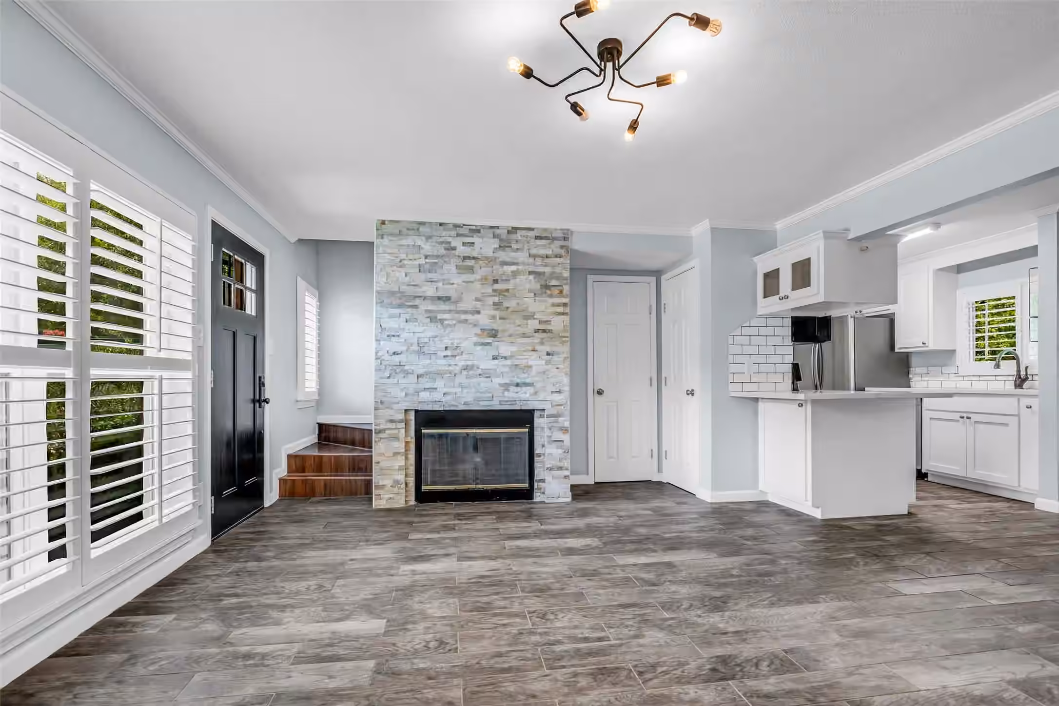 Photo 7 of 749 Worthshire Street, Houston, TX