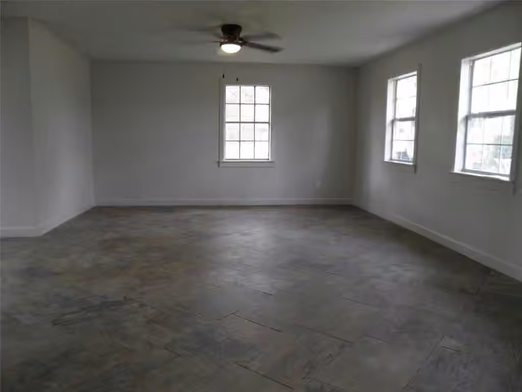 Photo 4 of 12617 Sunset Circle, Santa Fe, TX