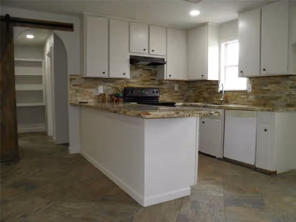 Photo 6 of 12617 Sunset Circle, Santa Fe, TX
