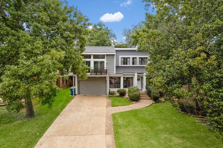 Photo 2 of 18909 Vantage View Lane, Houston, TX
