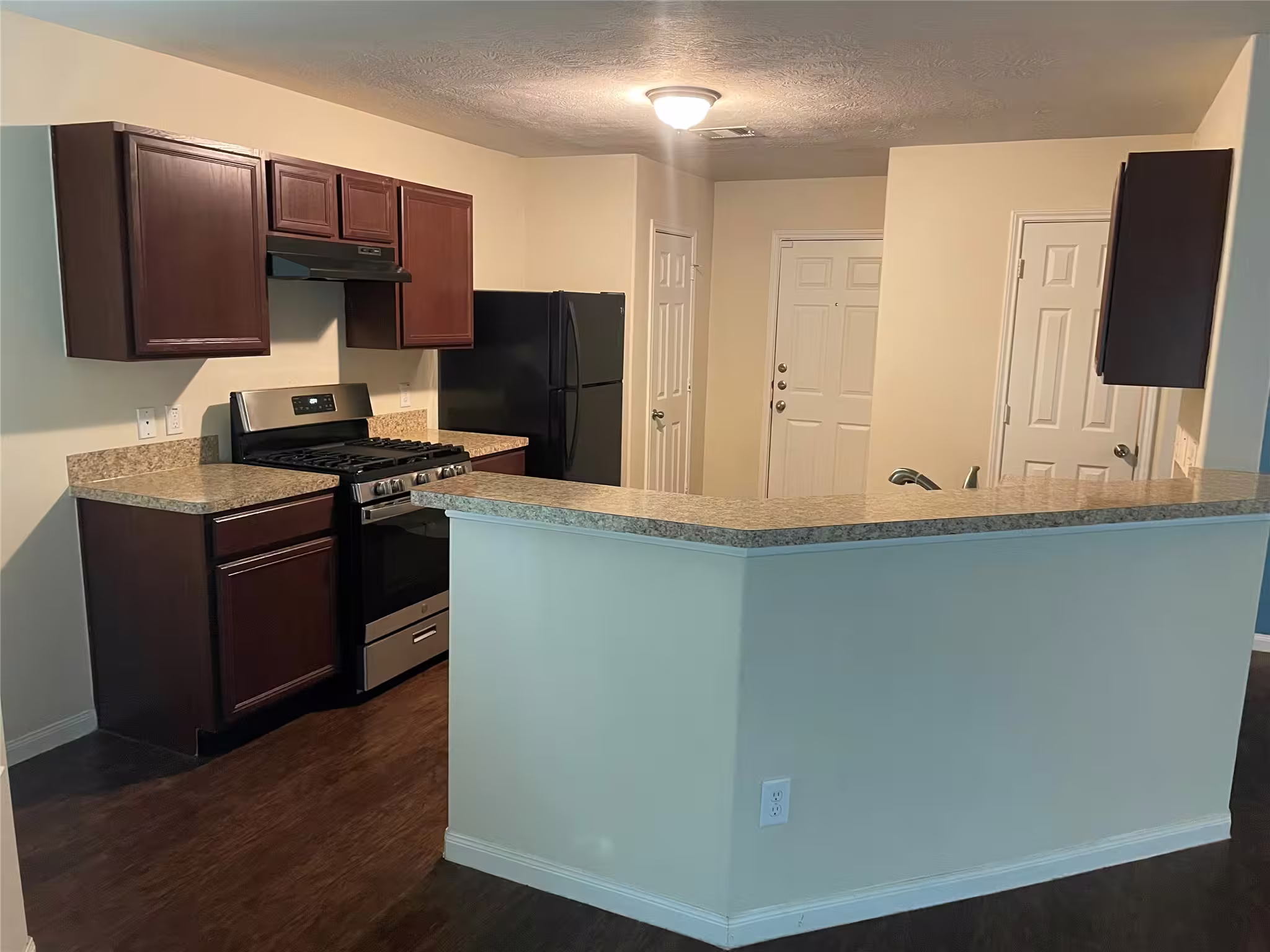 Photo 5 of 11418 El Diamante Drive, Houston, TX