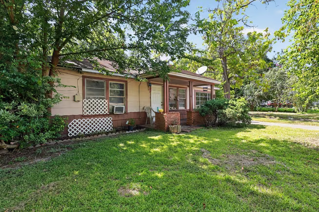Photo of 3500 Brooks, Bay City, TX 77414