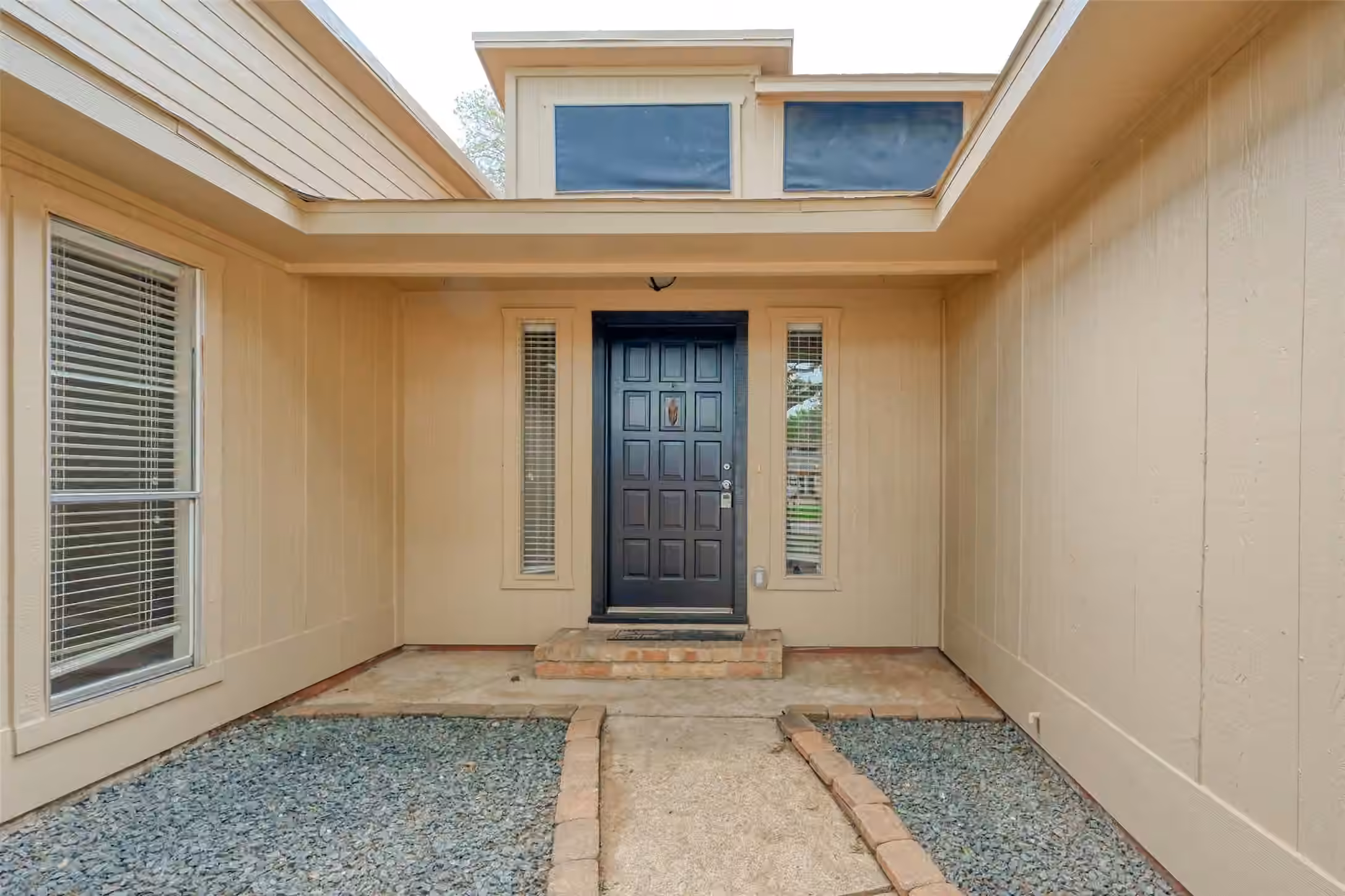 Photo 3 of 1022 Hidden Canyon Road, Katy, TX