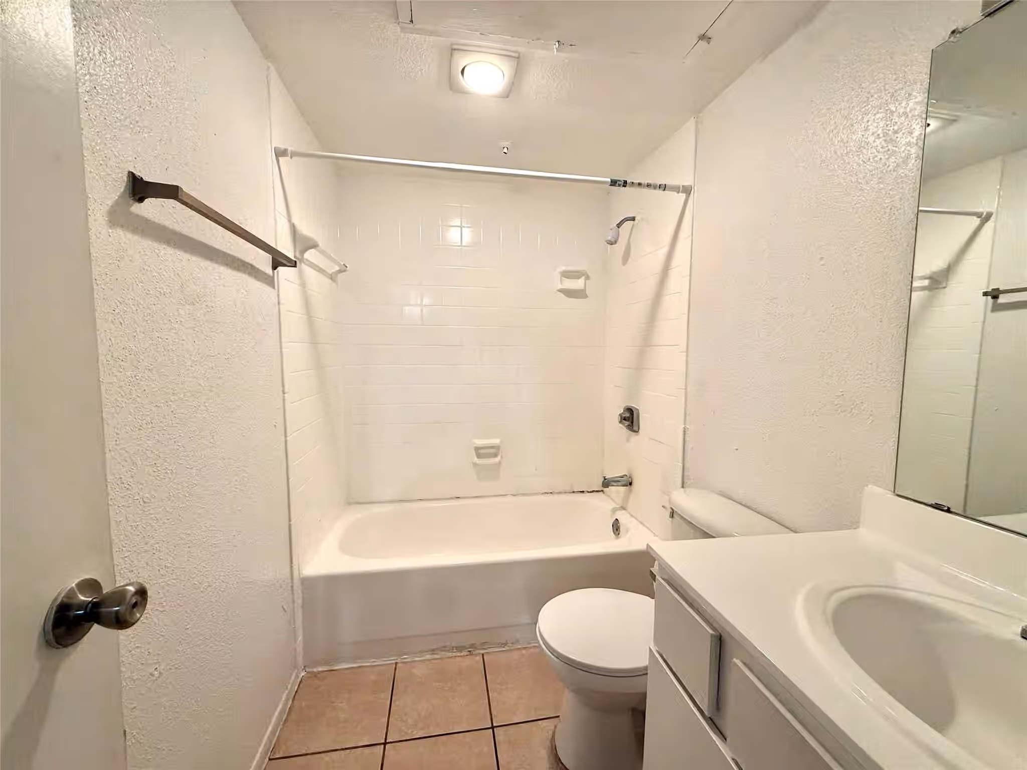 Photo 6 of 9201 Clarewood Drive 307, Houston, TX