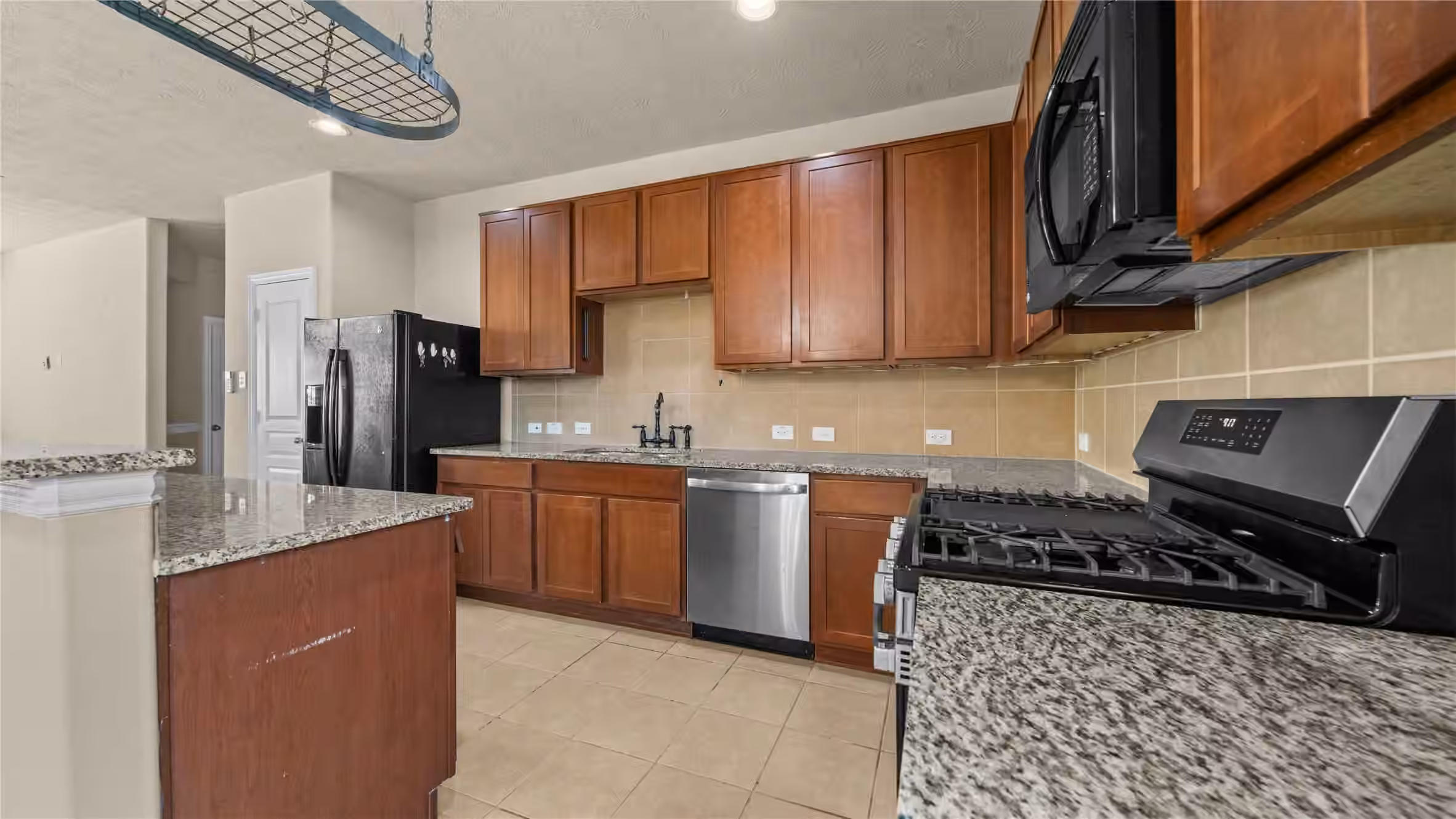 Photo 4 of 2237 Onyx Court, Texas City, TX