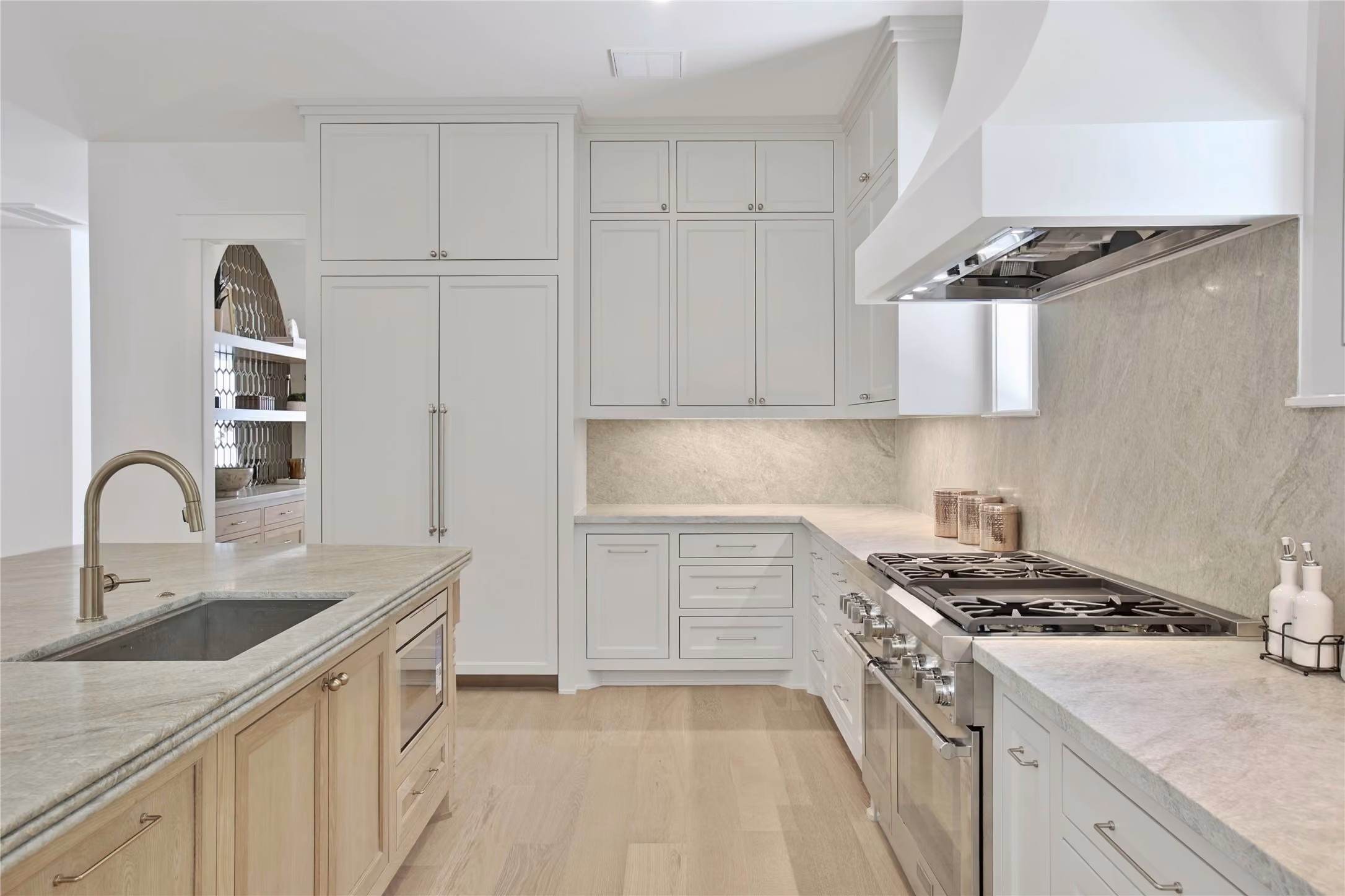 Photo 7 of 1191 Chamboard Lane, Houston, TX