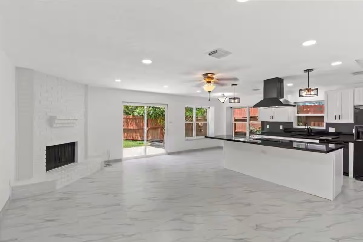 Photo 4 of 16407 Valinda Court, Houston, TX