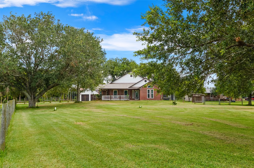 Photo of 7460 Commander Roland Drive, Hitchcock, TX