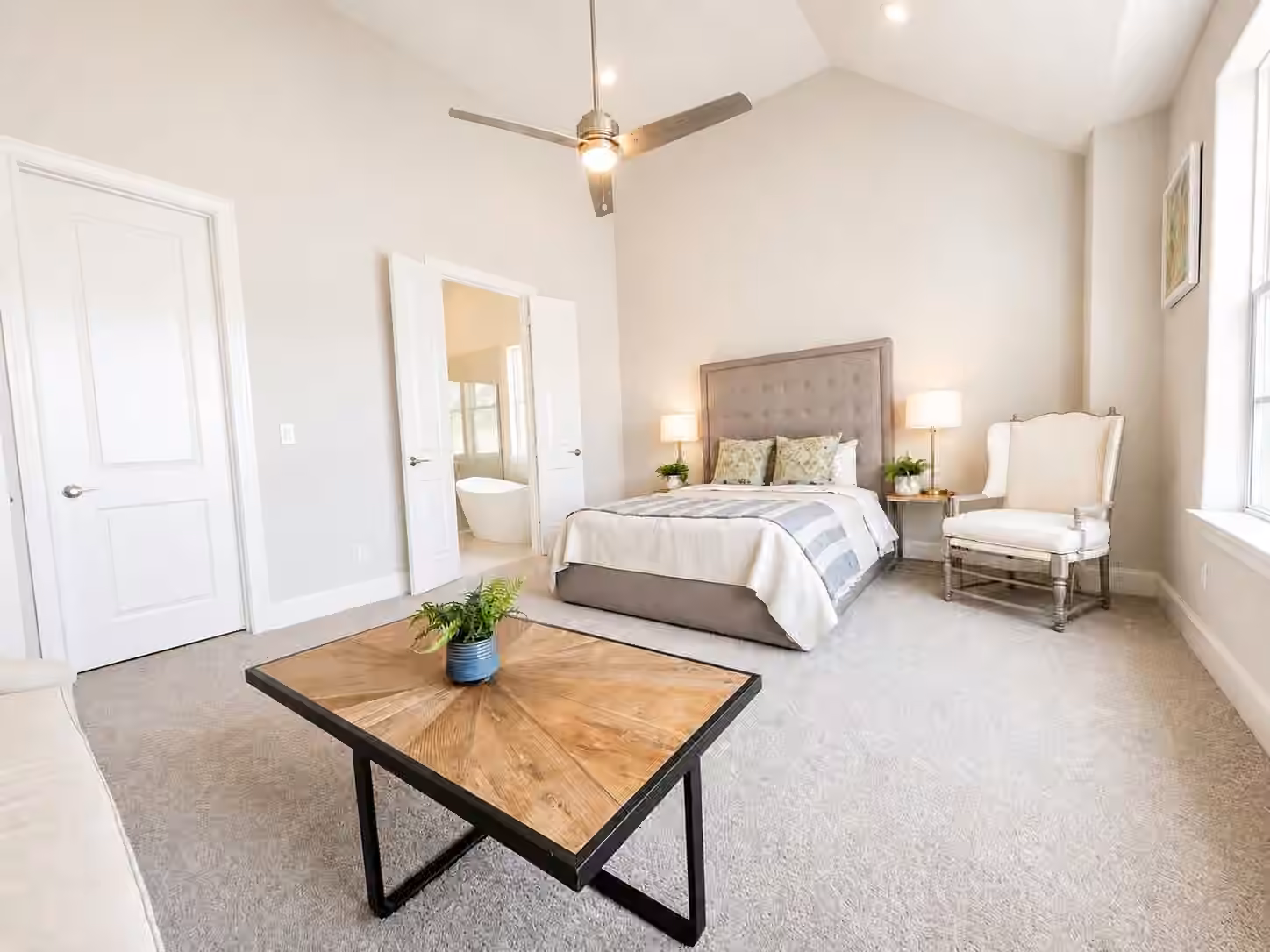 Photo 7 of 819 Bringhurst Street, Houston, TX