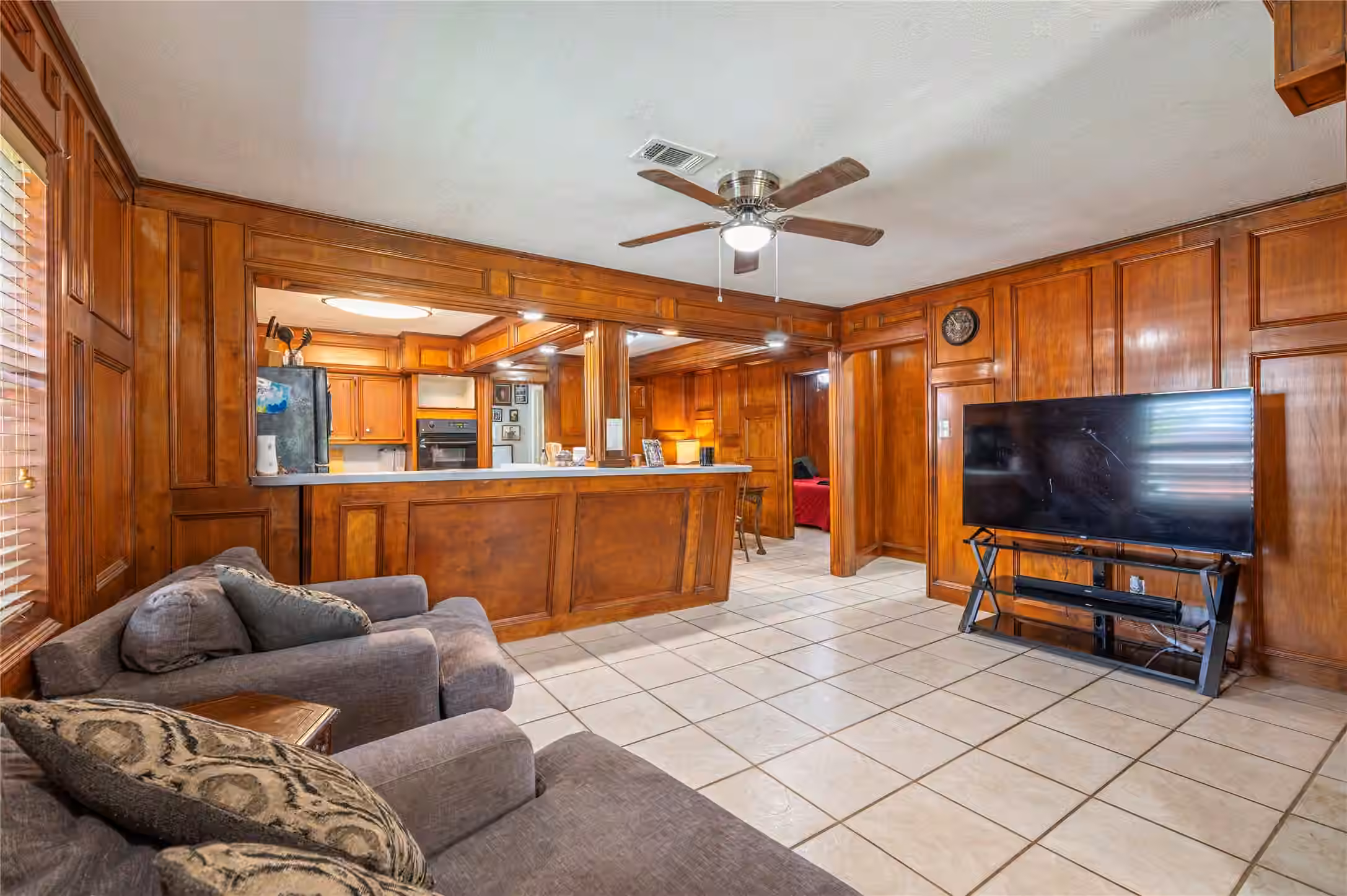 Photo 6 of 6918 Woodrow Street, Texas City, TX