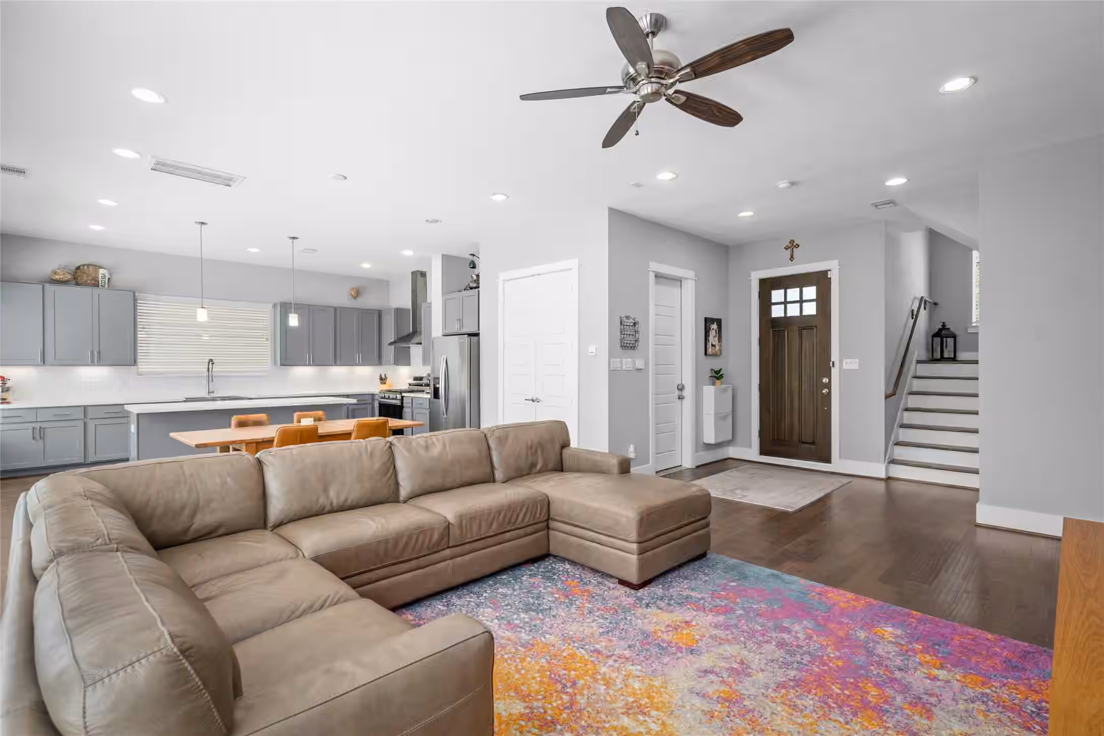 Photo 4 of 427 Yale Oaks Lane, Houston, TX