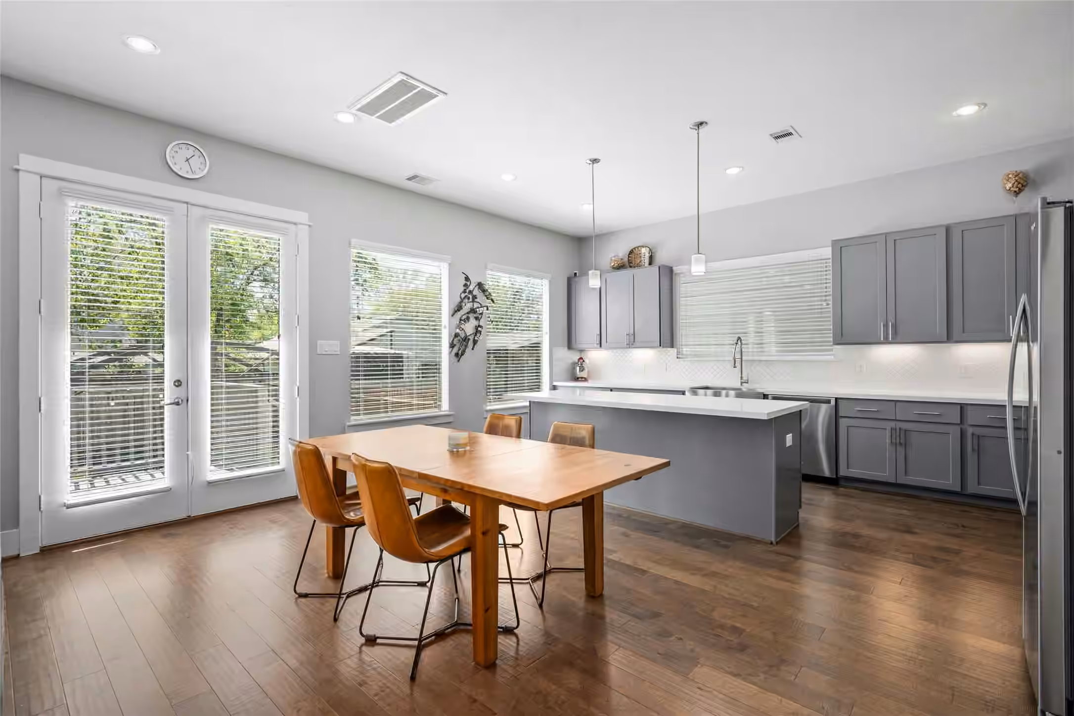 Photo 5 of 427 Yale Oaks Lane, Houston, TX