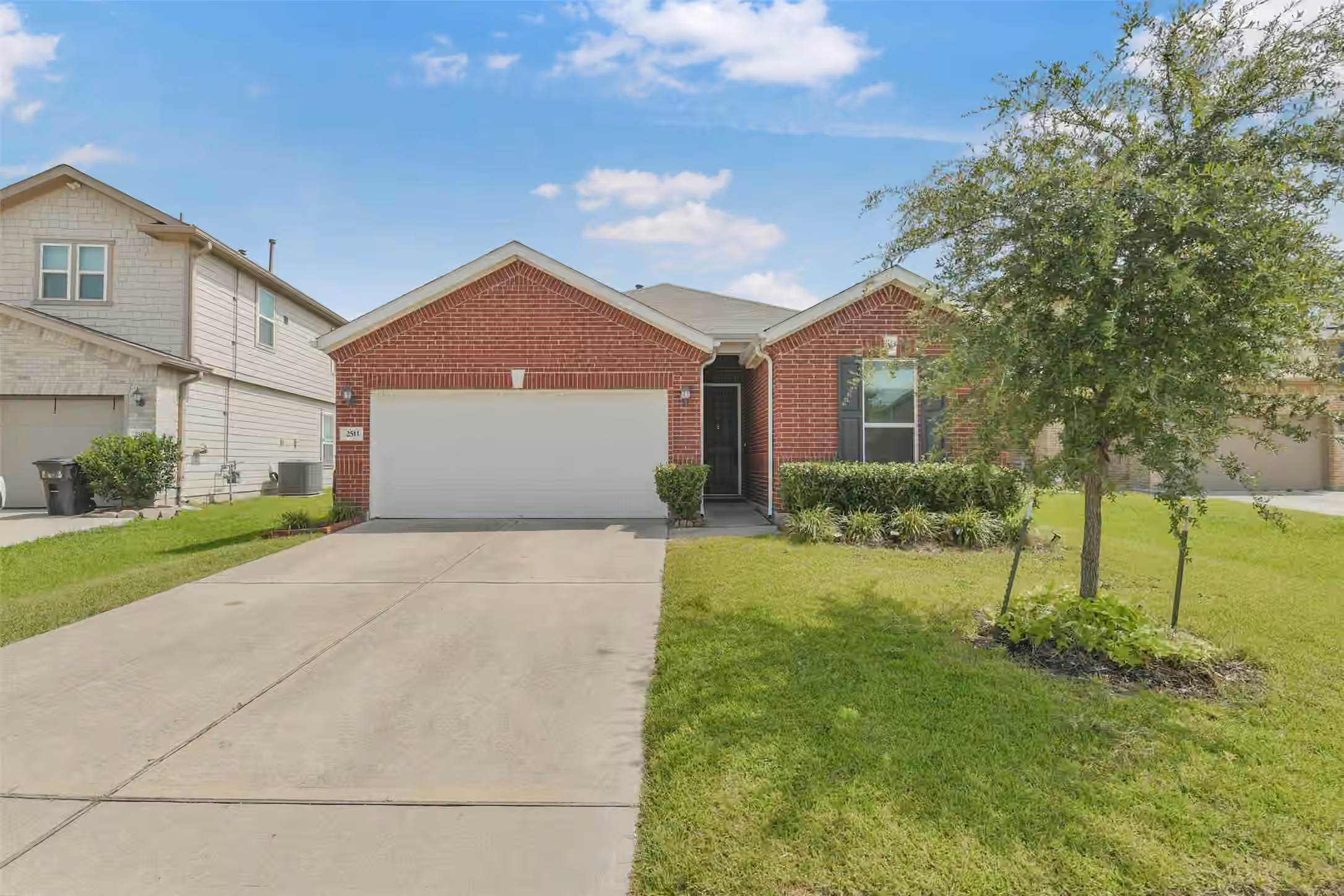 Photo 2 of 2511 Yellow Buckeye Court, Houston, TX