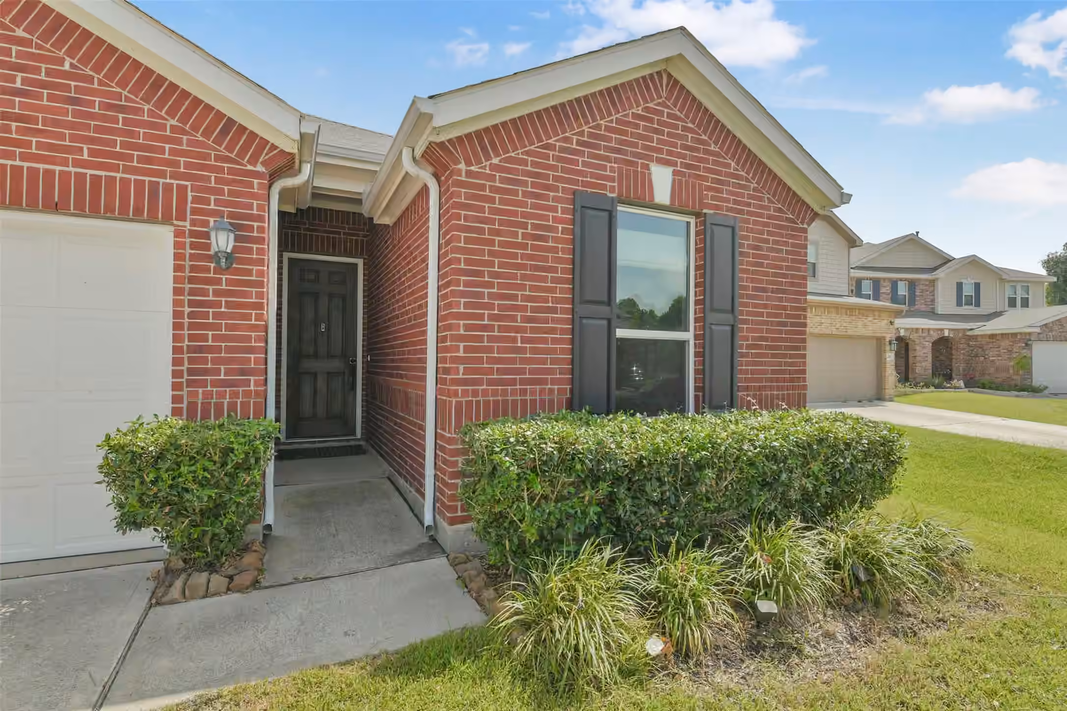 Photo 3 of 2511 Yellow Buckeye Court, Houston, TX