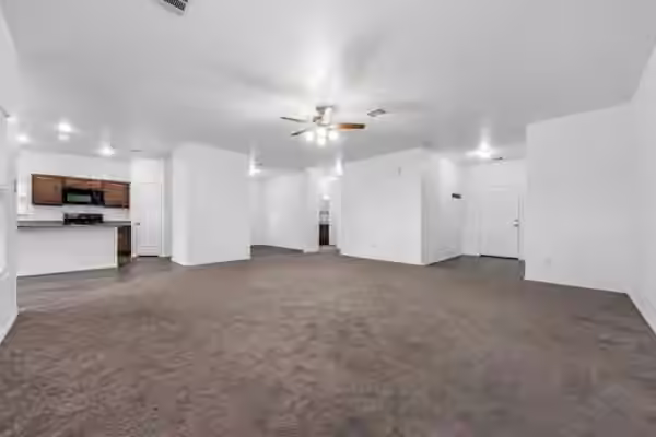 Photo 7 of 9850 Hunter Springs, Conroe, TX