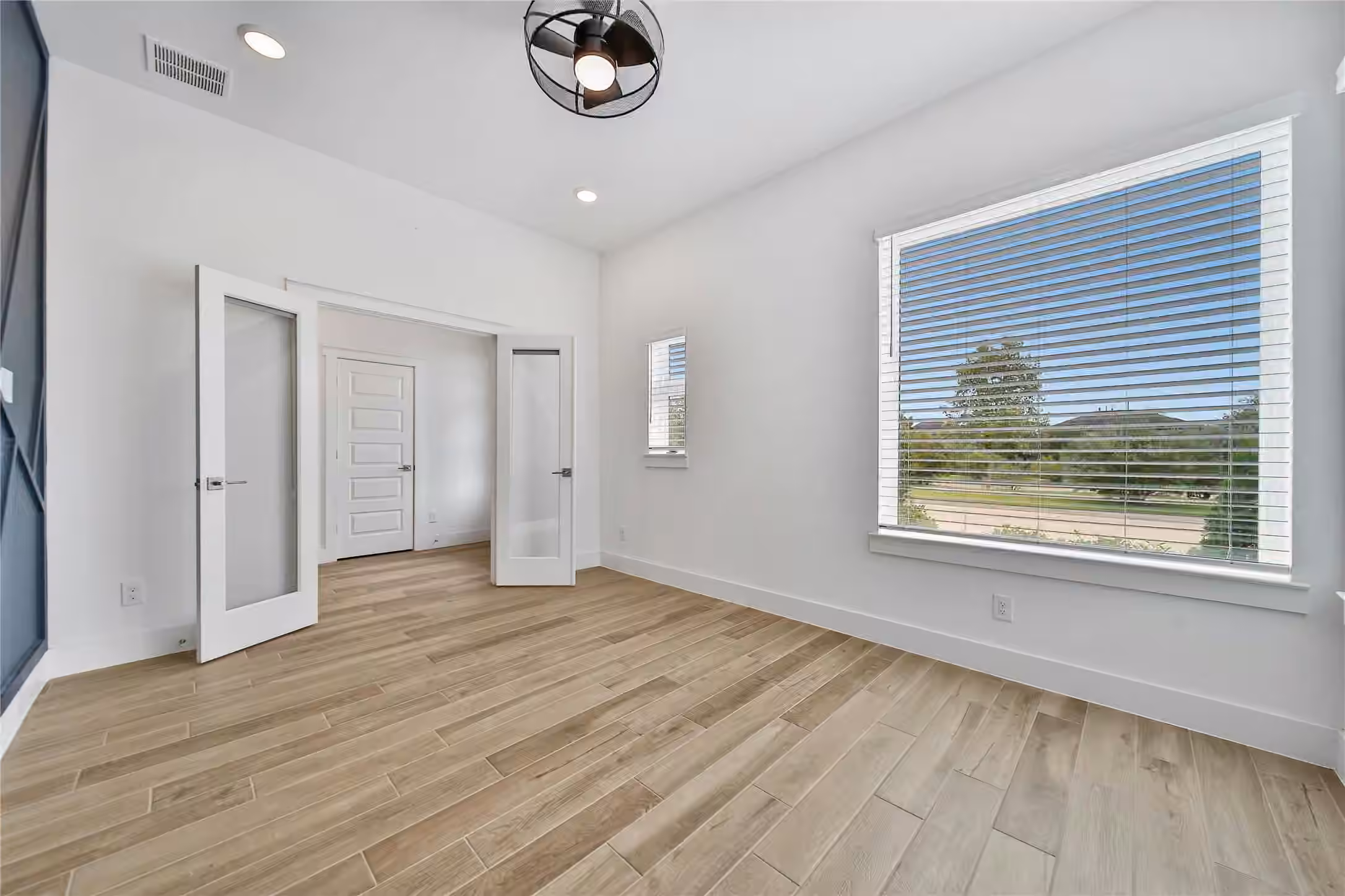 Photo 5 of 28738 Shoalhaven Court, Fulshear, TX