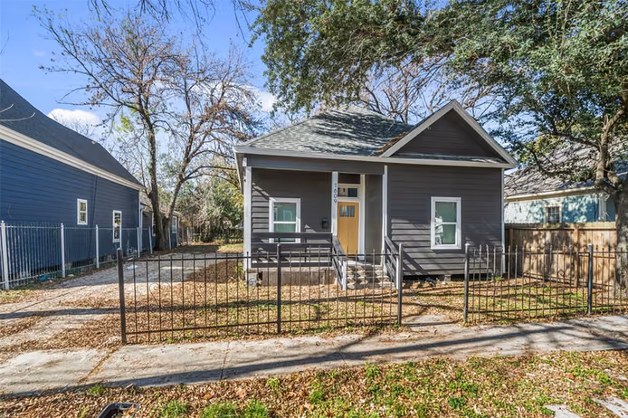 Photo 2 of 1609 Chapman Street, Houston, TX