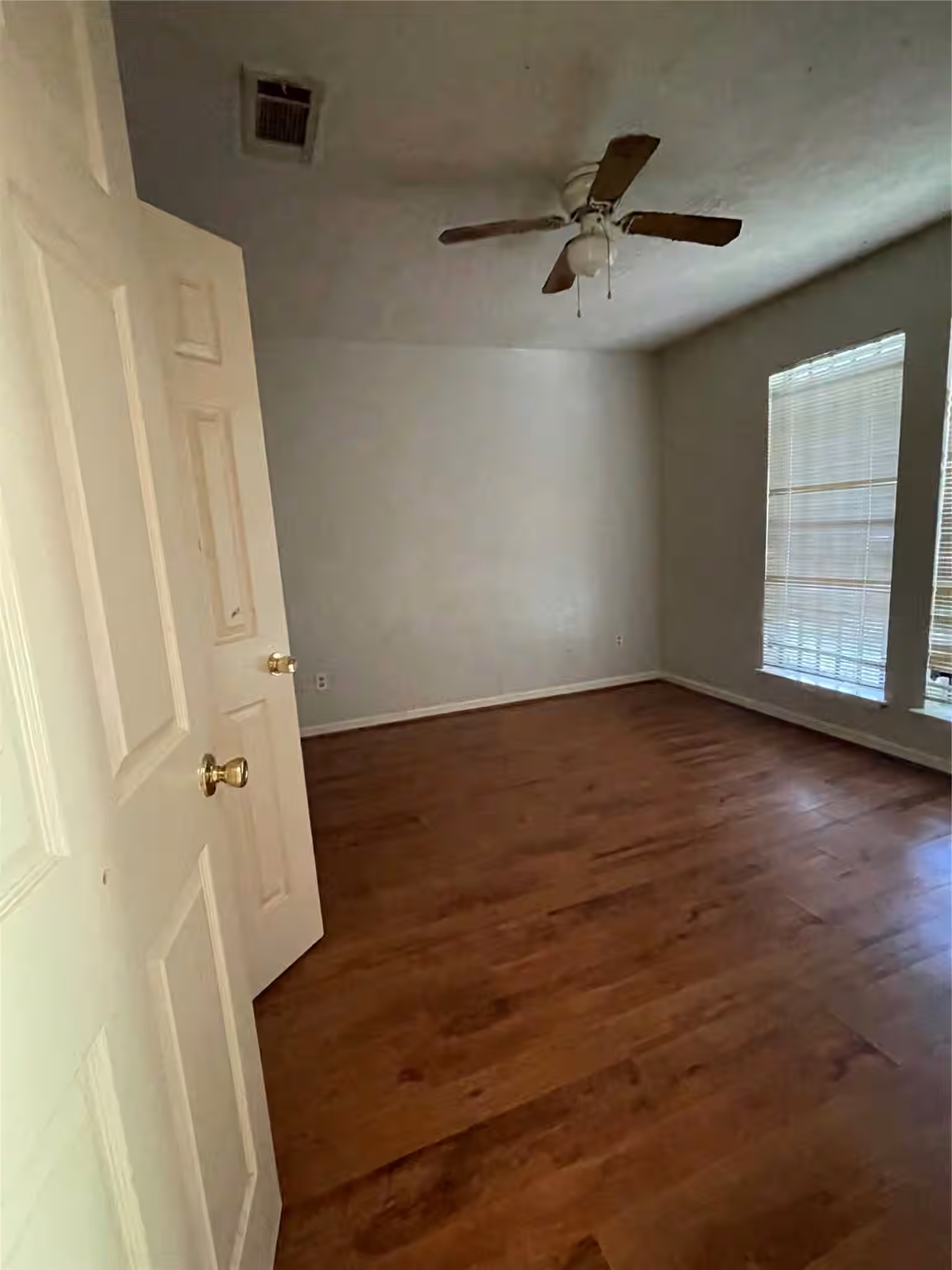 Photo 4 of 5739 Easthampton Drive A, Houston, TX