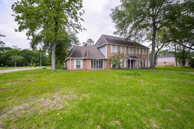 Photo 3 of 1506 Grand Valley Drive, Houston, TX